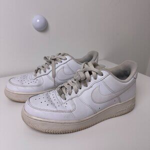 Nike Air Force 1 '07 Women's size 9